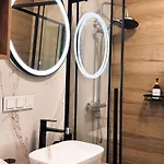 Komfortowy Mokotow Narbutta Metro Pole Mokotowskie 10 Min Od Centrum Apartamento